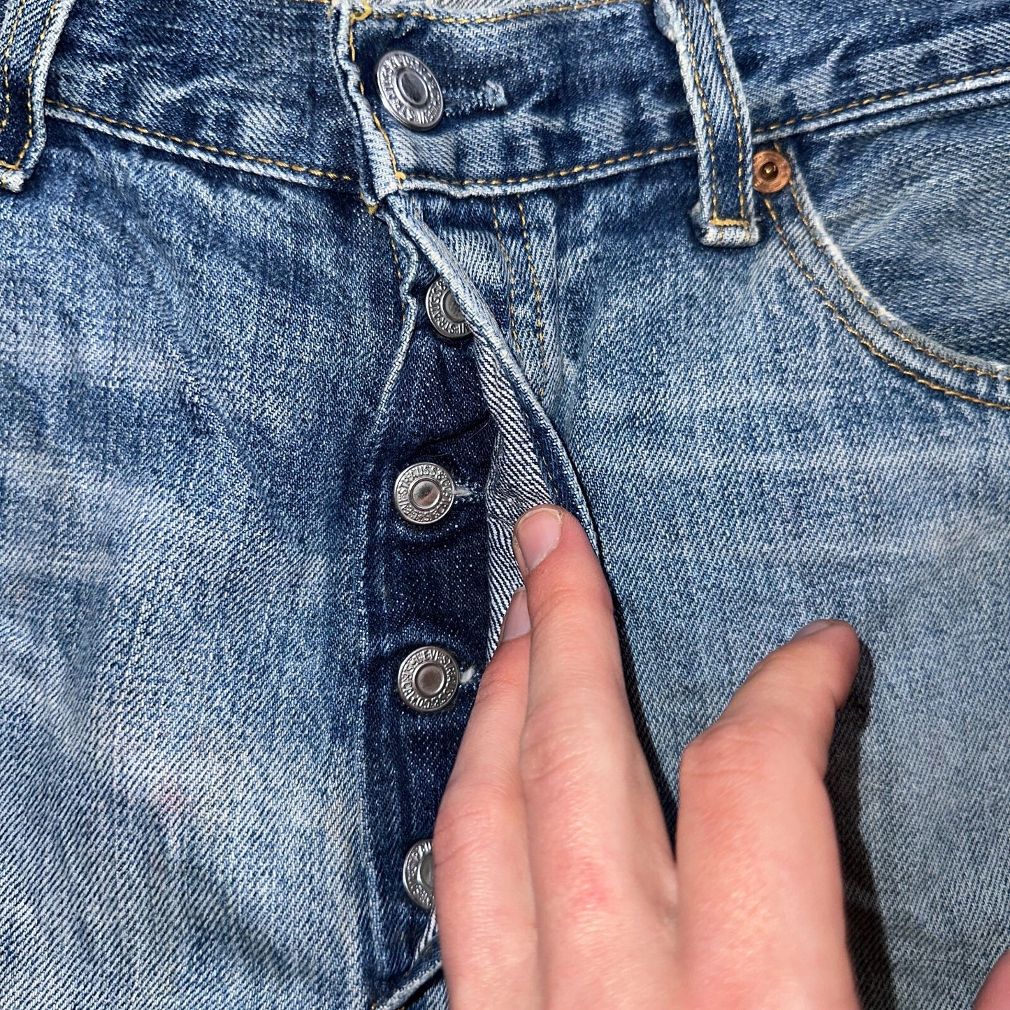 Levis 501 Vintage Y2K XX Straight Leg Jeans Blue Light Wash 34x34 Act 33x33