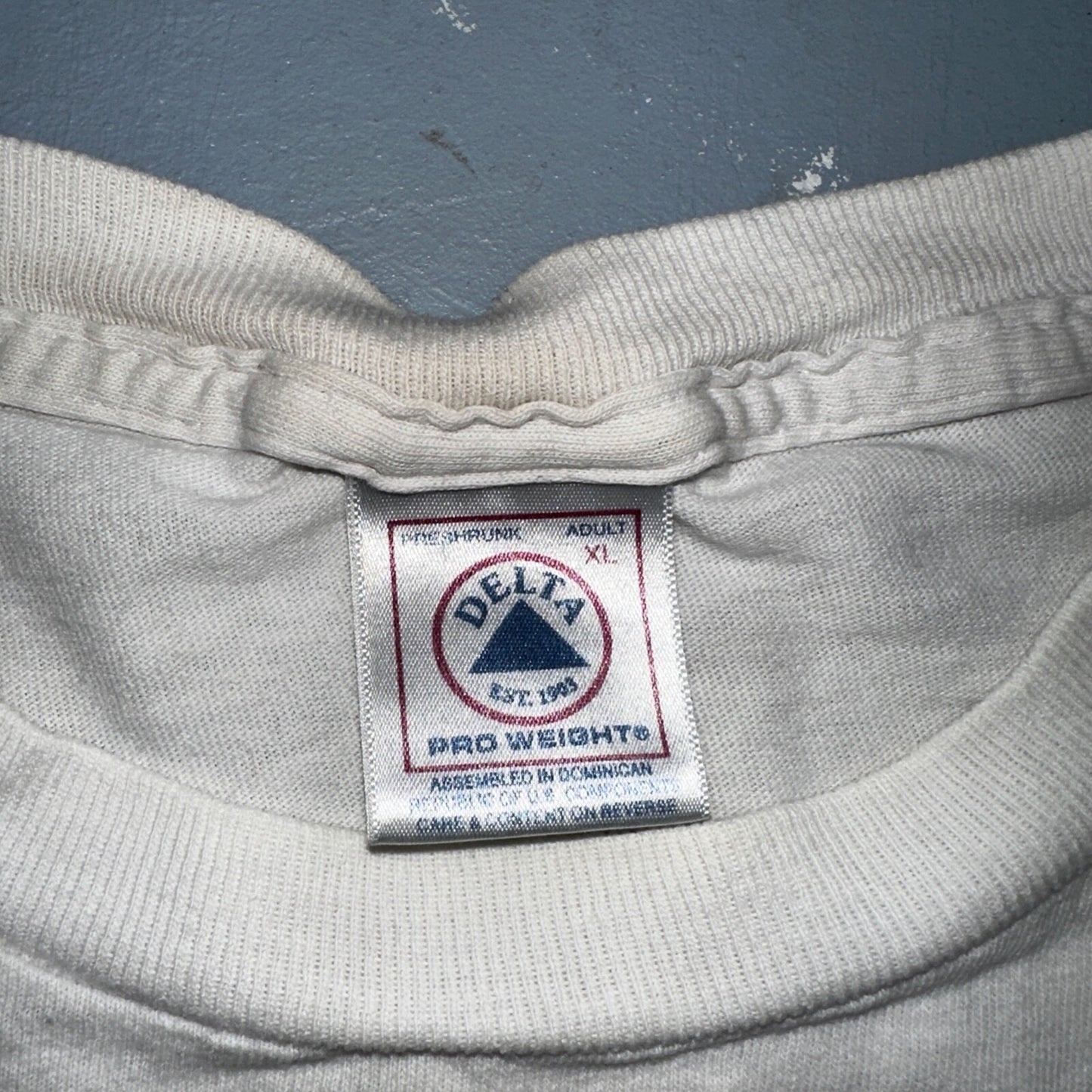 Redneck Fisherman Pro DELTA VTG T Shirt Y2K Joke Humor LOL Funny Buck Thrashed