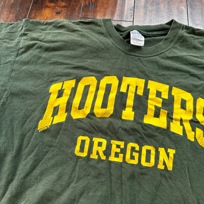 Hooter Oregon Y2K Vintage T Shirt Hot Girl Food Sexy OSU Ducks Green PDX