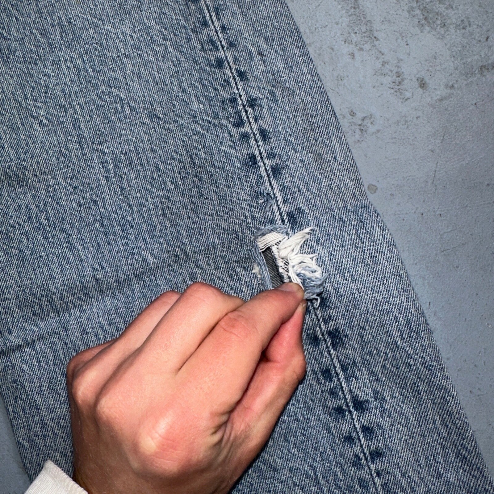 Levis 501 Vintage 90s USA XX Straight Leg Jeans Blue Light Wash 34x36 Act 31x32