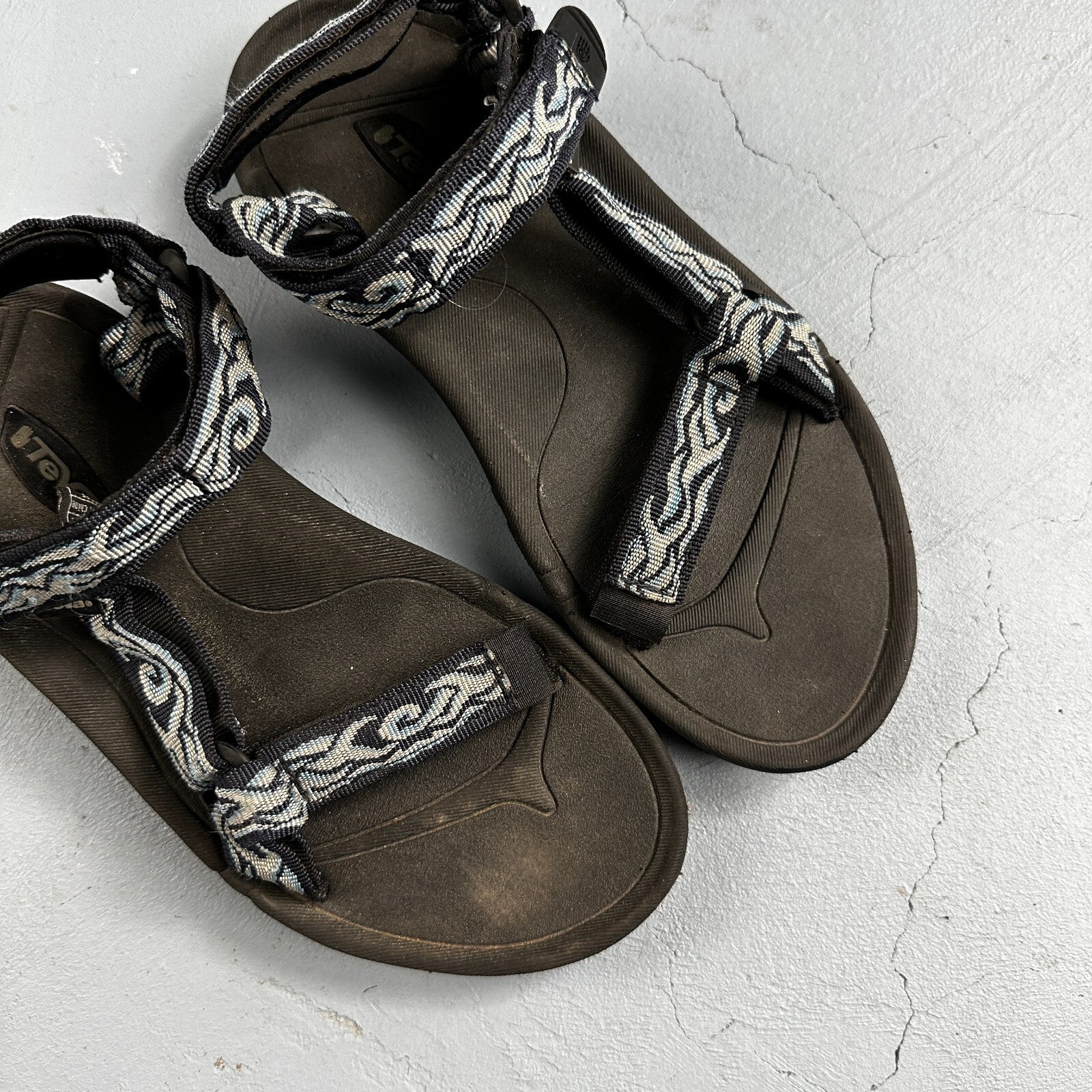 Teva Original Men’s Hiking Water Sandals 6404 White Stripes - Size 9 VTG