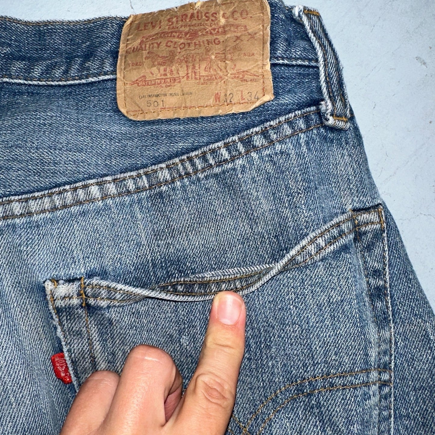 Levis 501 Vintage 70s SS Redline Selvedge USA XX Jeans Med Wash 32x34 Act 30x29