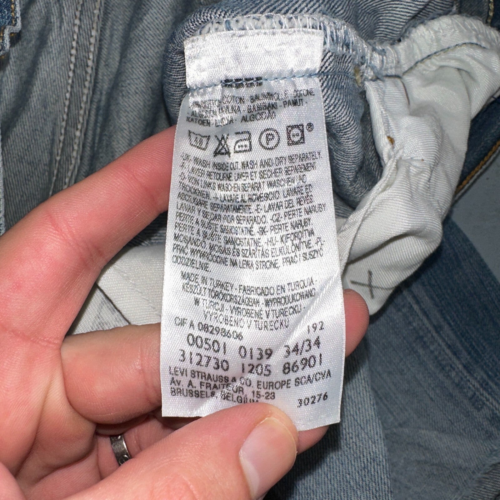 Levis 501 Vintage Y2K XX Straight Leg Jeans Blue Med Wash 34x34 Act 32x29