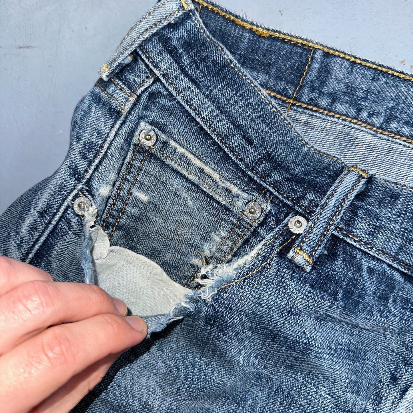 Levis 501 Y2K XX Straight Leg Jeans Blue VTG Med Wash 34x32 Act 33x30