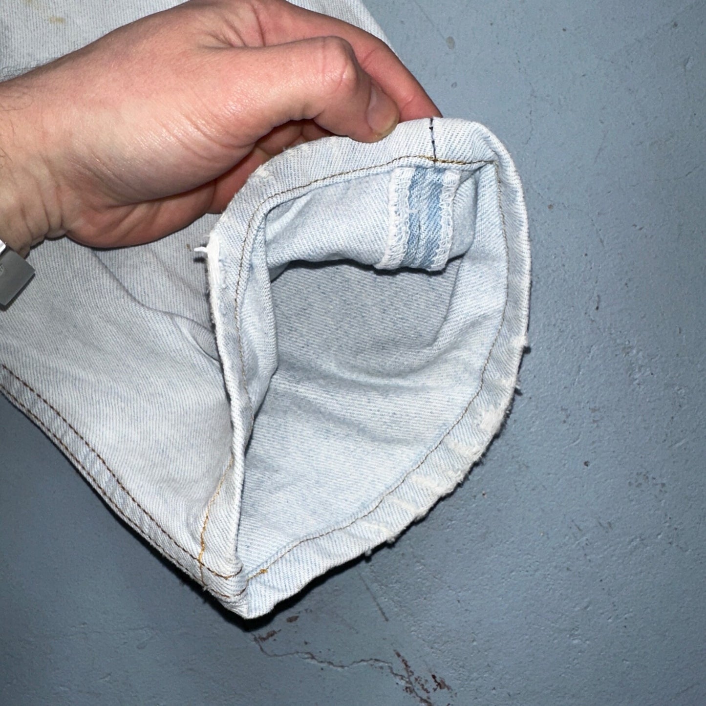 Levis 501 Vintage 90s USA XX Straight Leg Jeans Blue Light Wash 32x34 Act 29x26