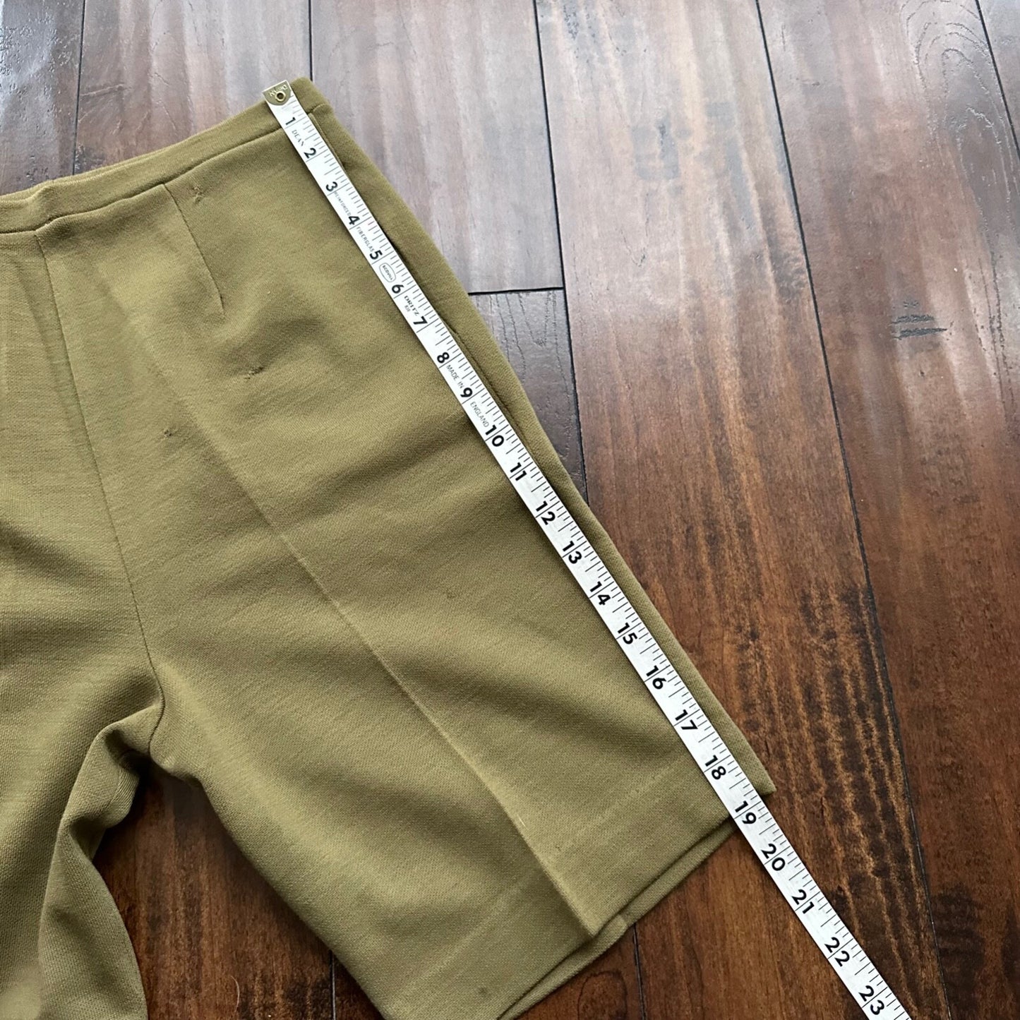 Vintage USA Rockabilly Womens Shorts Disco Wool? 70s 80s Church Funky Green Army