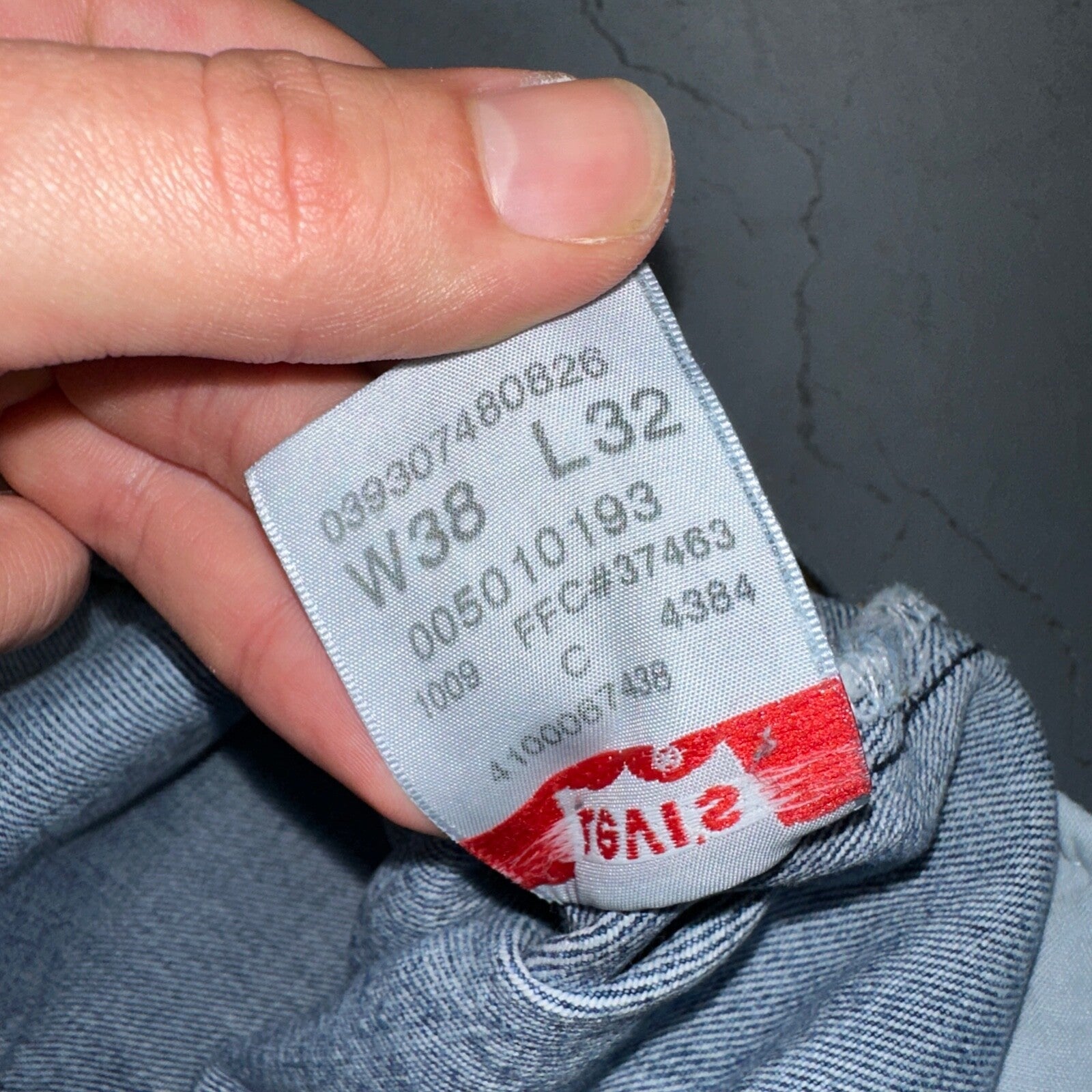 Levis 501 Vintage Y2K XX Straight Leg Jeans 38x32 Med Wash 2000s Act 35x30