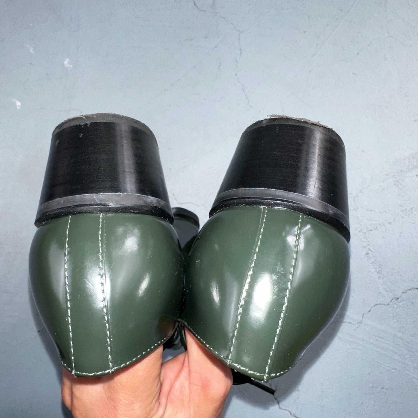 Marc Fisher Women's 10 Green Patent Leather Dress Shoes Boots Heel LACE MLETTA