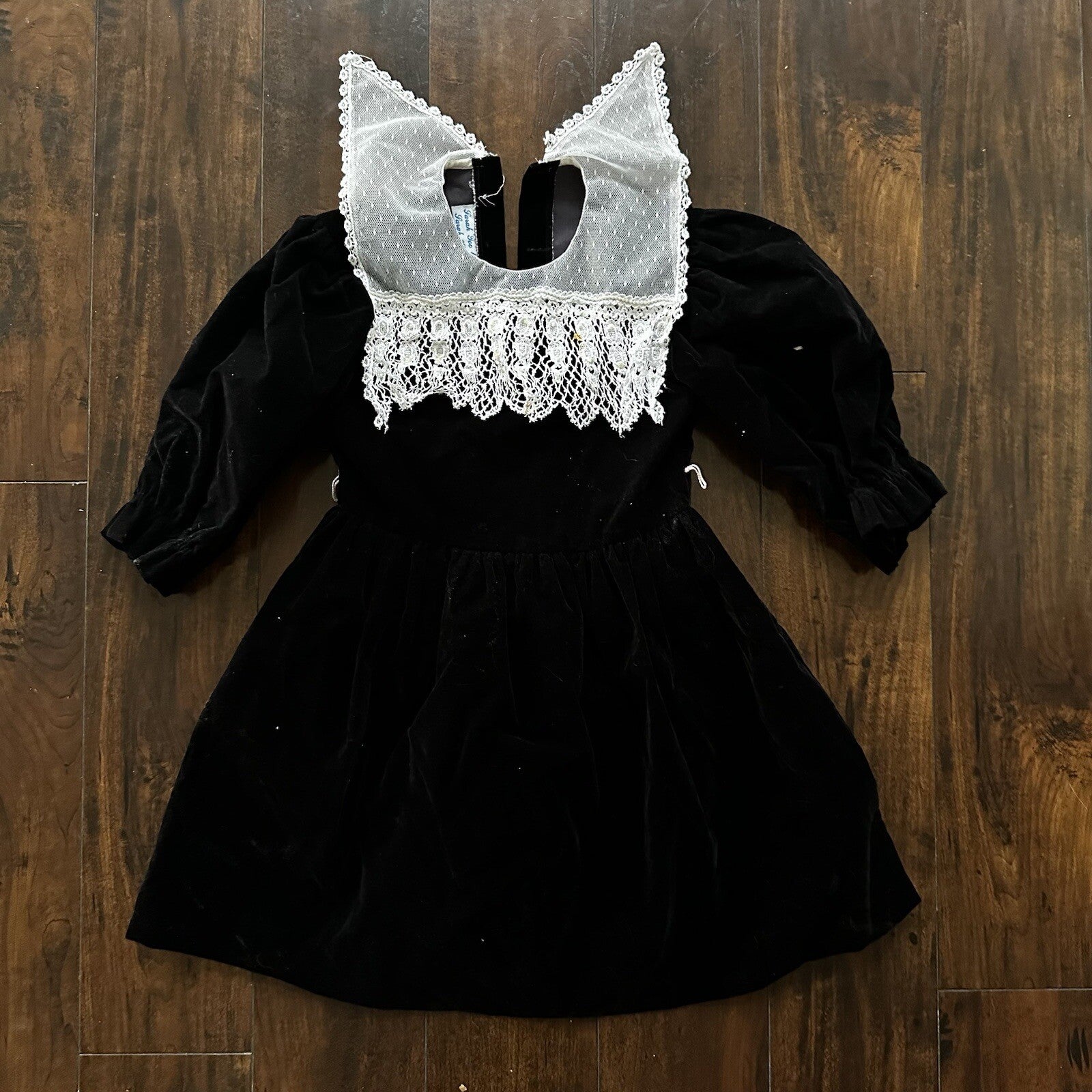 Vintage Sarah Kent Girls Victorian Style Dress Rare Black Pearls White Velour