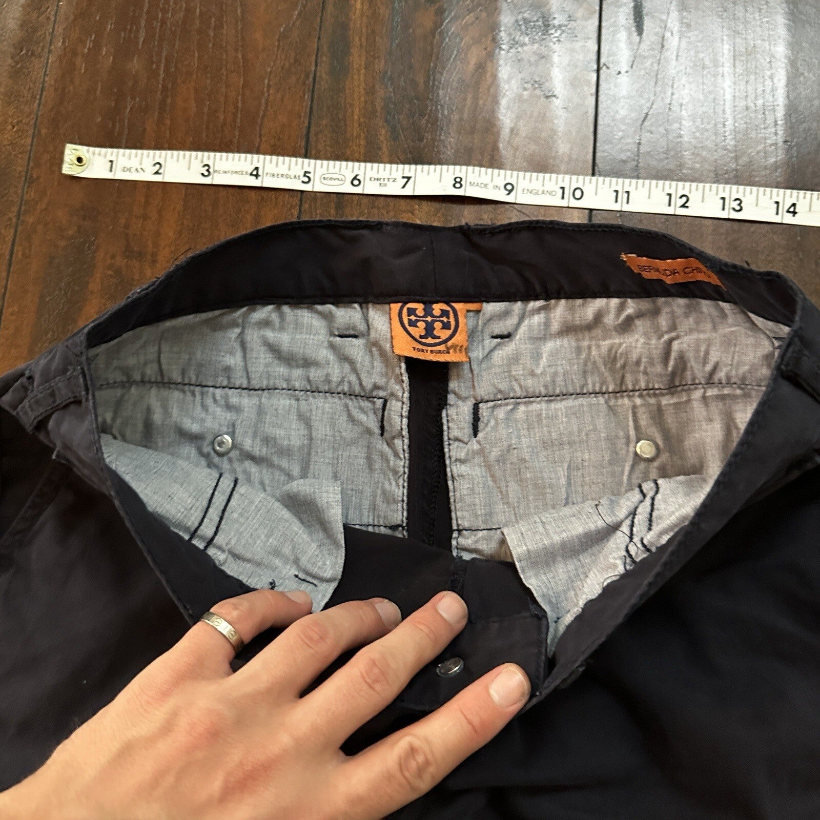 Tory Burch Women's Boyfriend Bermuda Chino Shorts Gold Button Navy Blue Size 29