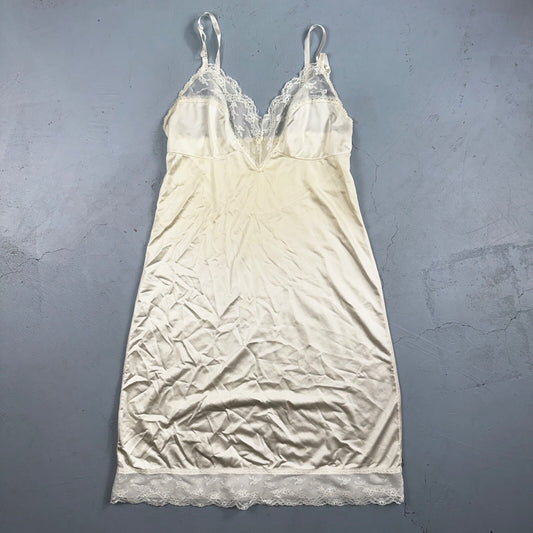 Vintage 1970s Kayser Lingerie Slip Dress Sleepwear Full Sweep Nightgown Lace 70s