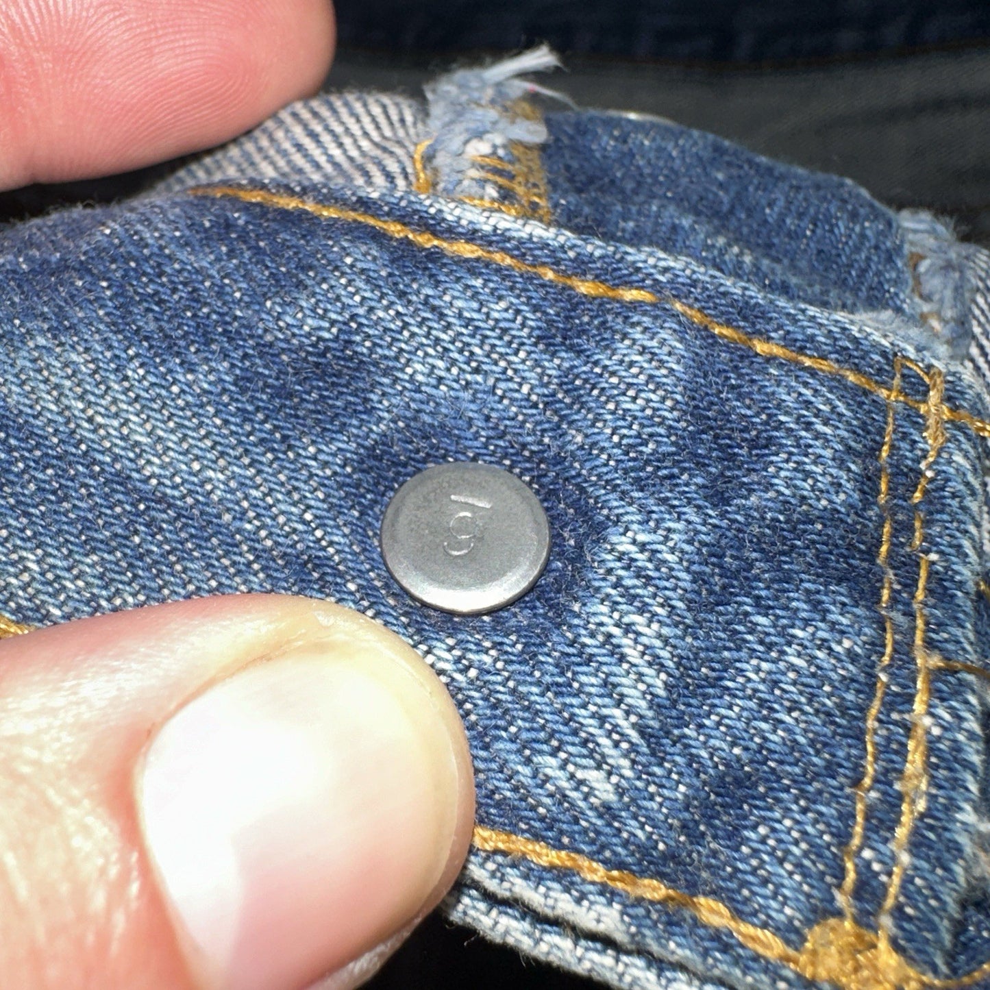 Levis 501 Vintage 80s Redline Selvedge USA XX Jeans Med Wash 42x34 Act 39x31