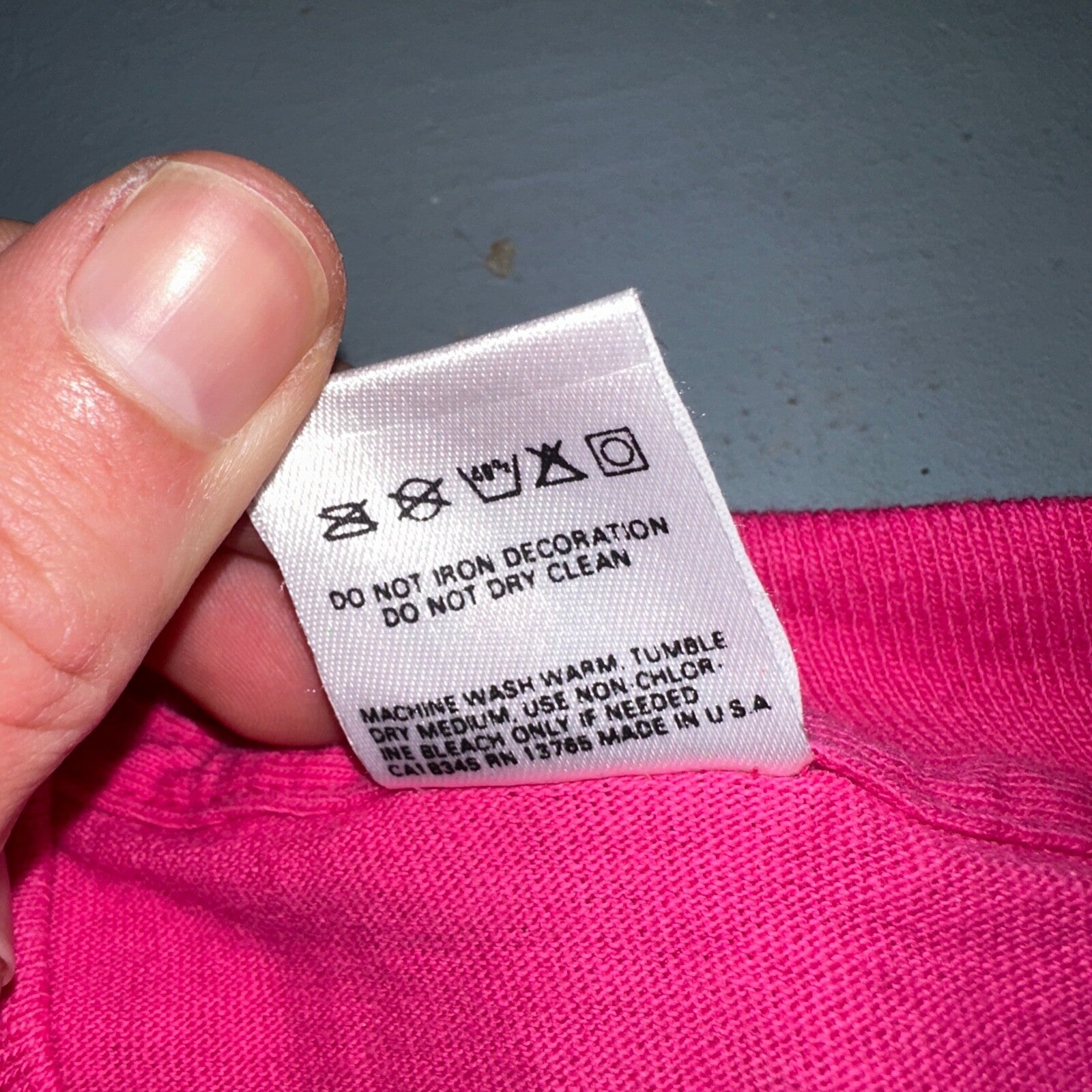 Hot August Nights XL VTG T Shirt Pink USA Cars Reno Driving Music Graphic