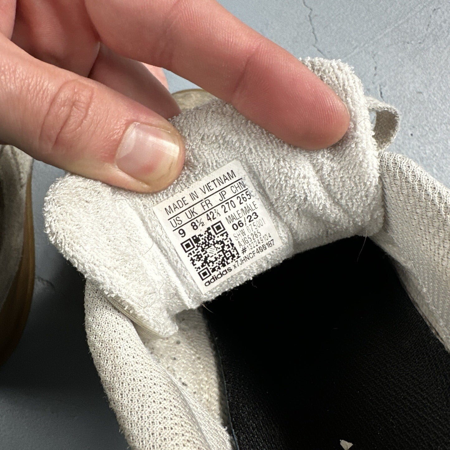 adidas x Mark Gonzales ALOHA SUPER IG5265 Low Top Sneakers US 9 White Used