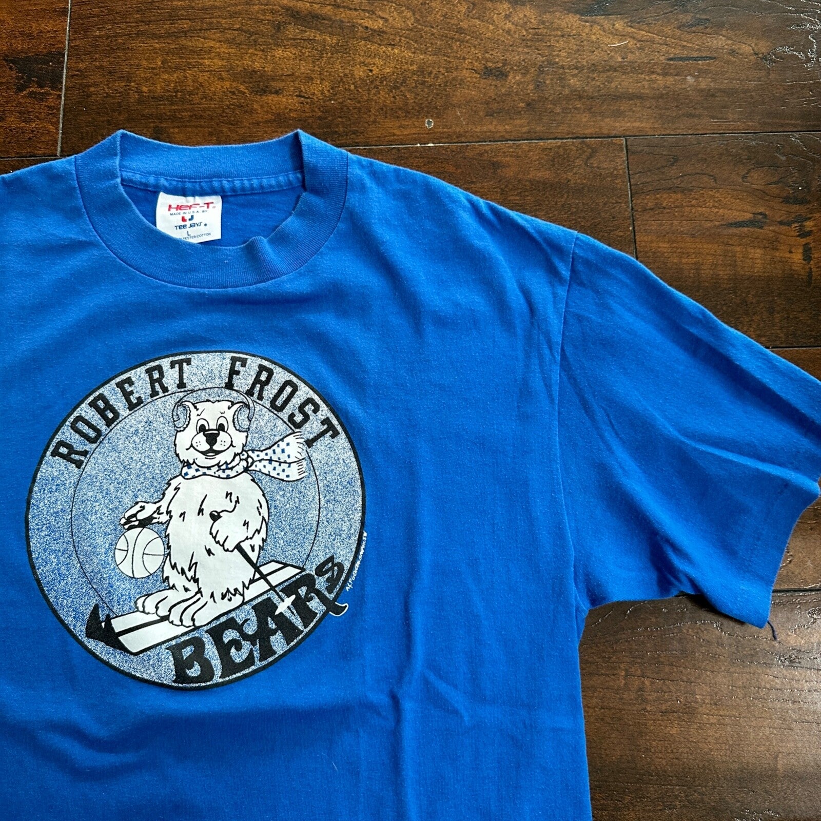 Robert Frost Bears Vintage T Shirt 80s Christmas Bear Basketball Ski Cute Winter