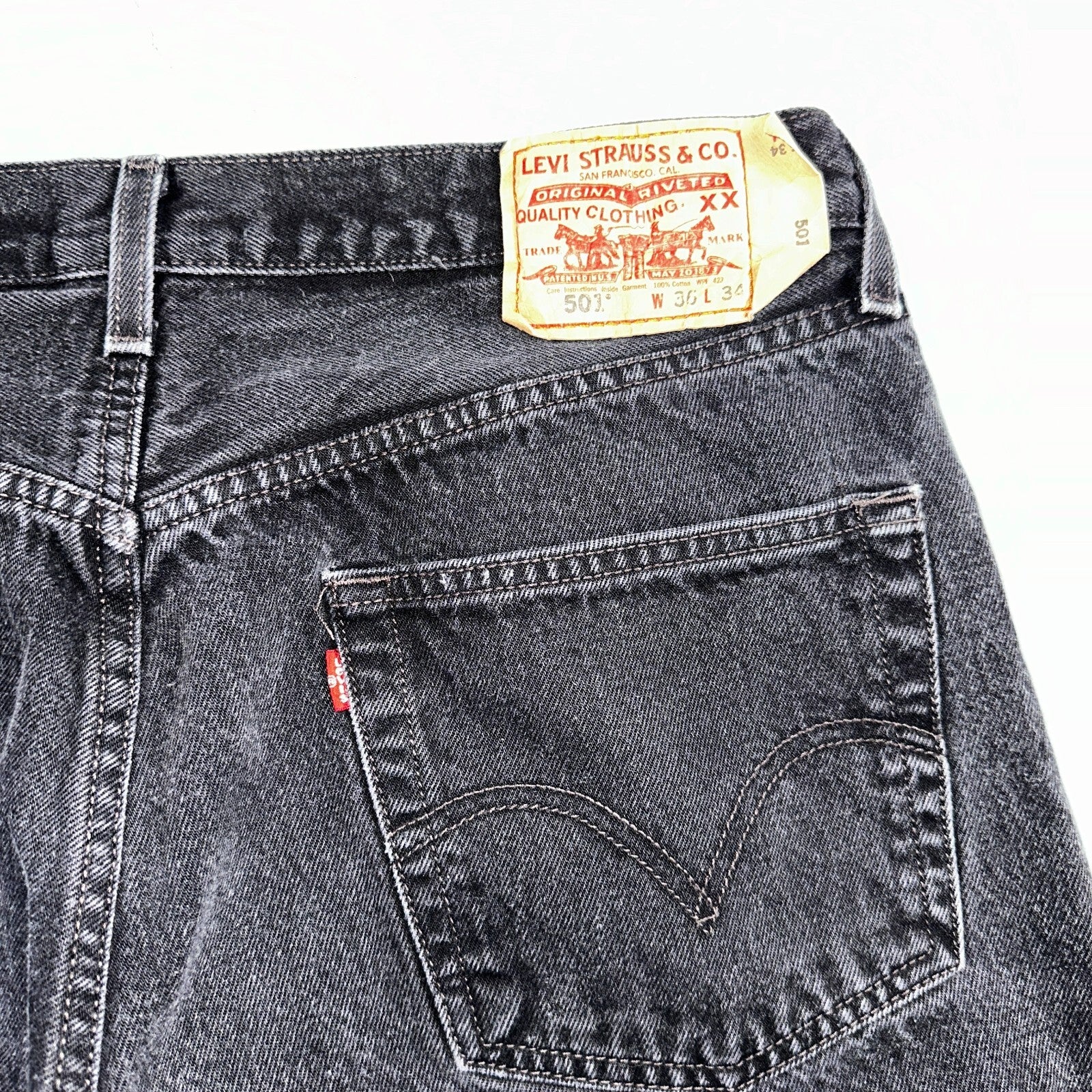 Levis 501 Vintage Y2K XX Straight Leg Jeans 90s Black Med Wash 36x34 Act 31x32