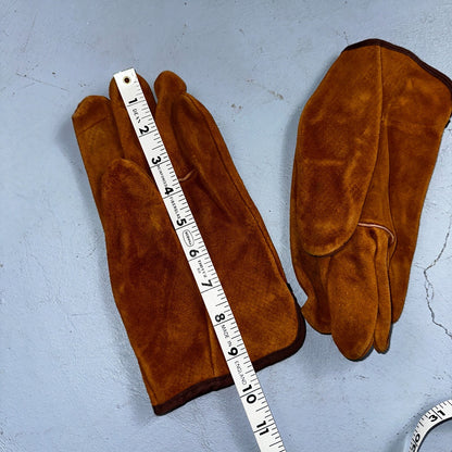 Vtg Wells Lamont Cowhide Genuine Suede Leather Gloves Size Medium USA