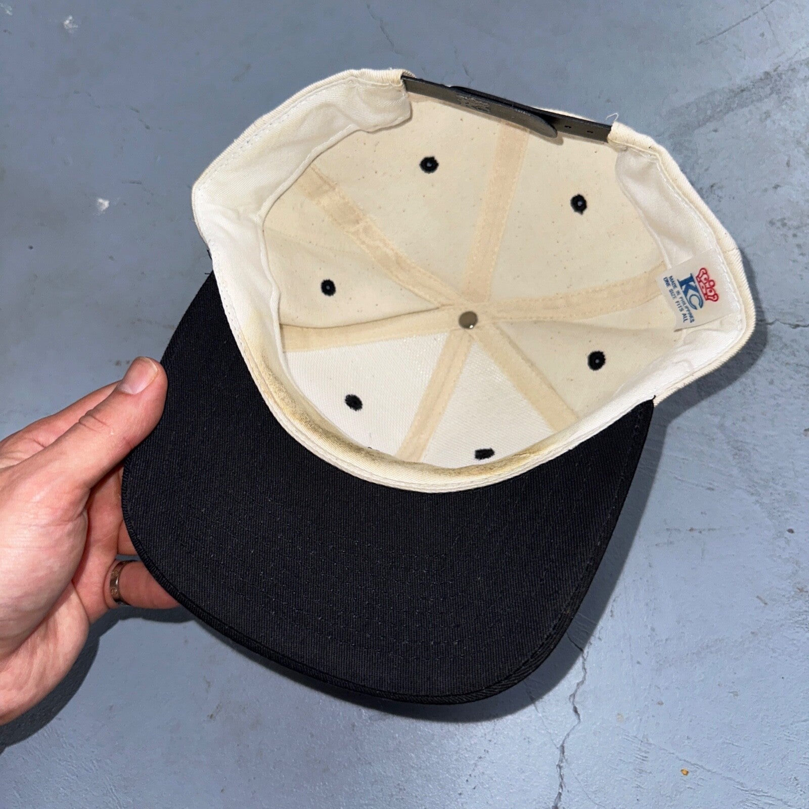 Gerlinger Oregon VTG Hat Cap Snapback Construction PDX Toys Builds White Black