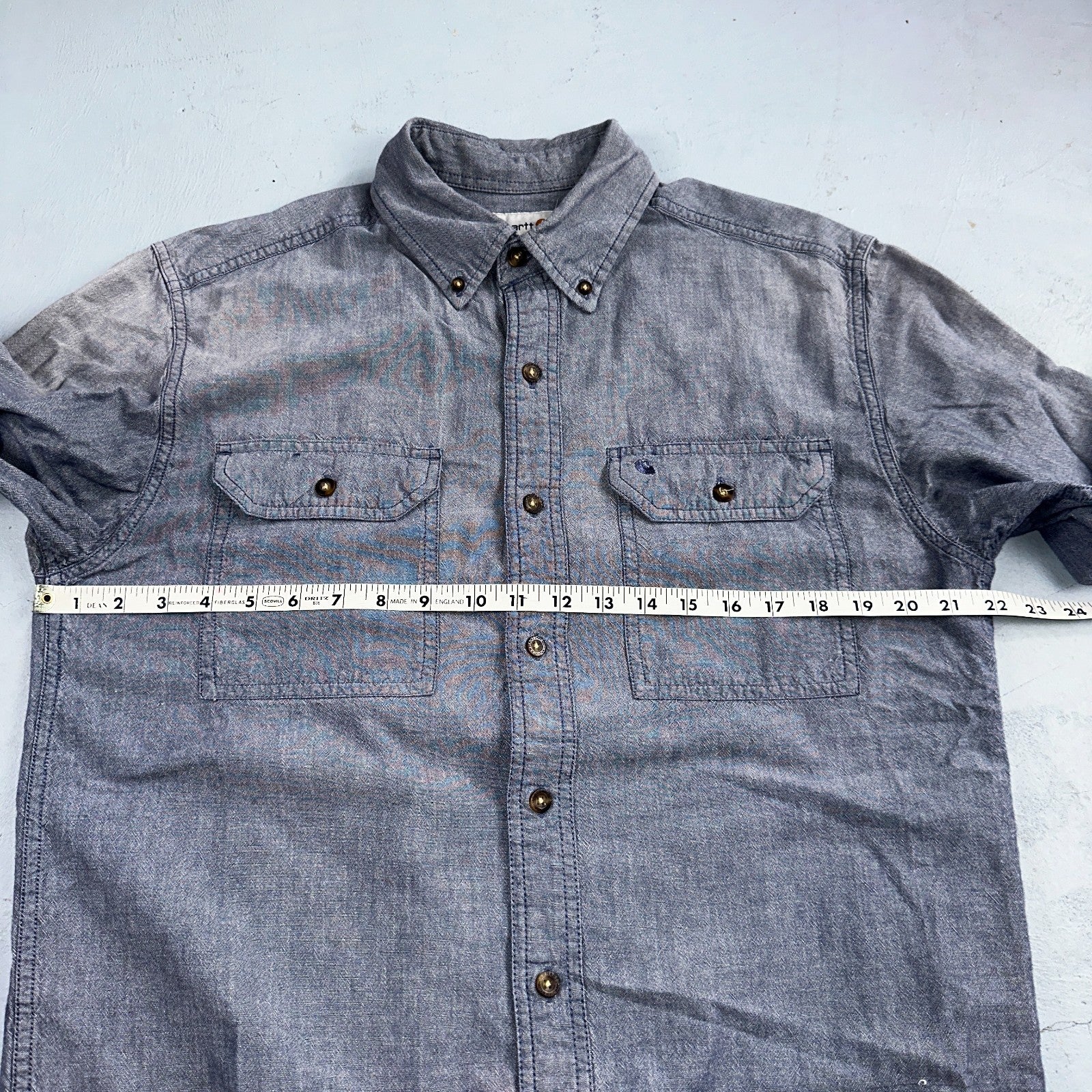 Carhartt Shirt Mens M Blue Chambray Relaxed Fit Button Up Work Adult Workwear