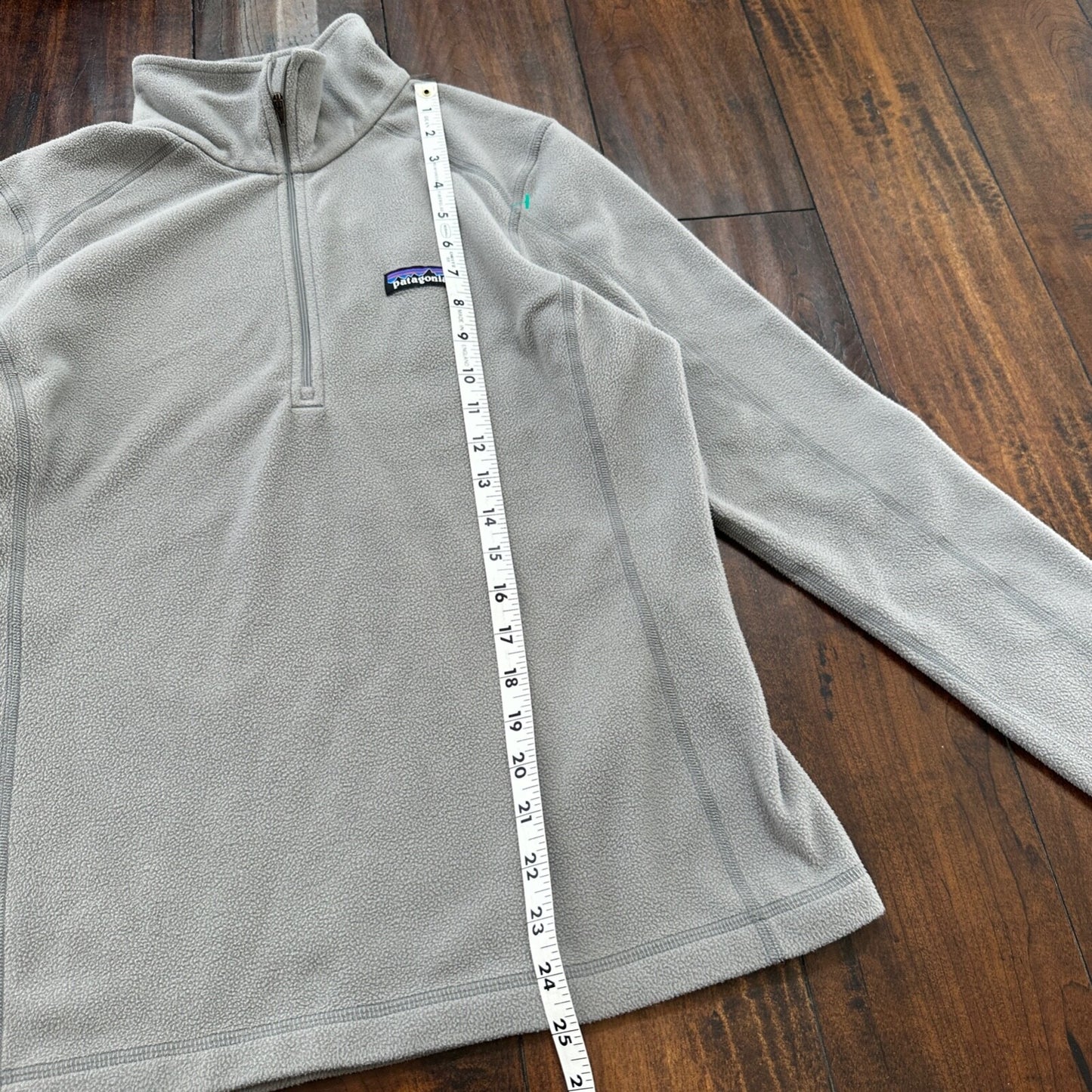 Patagonia Women’s Size M Sweater Fleece Pullover Jacket 1/4 Zip Gray