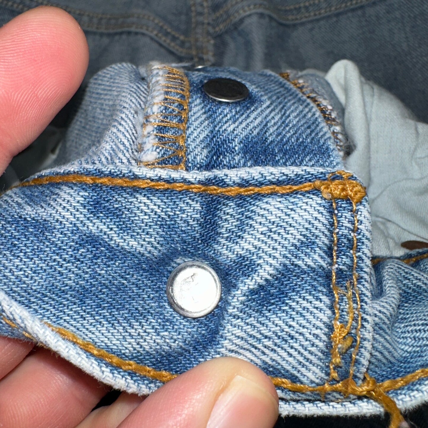 Levis 501 Vintage 90s USA XX Straight Leg Jeans Blue Light Wash 33x34 Act 30x33