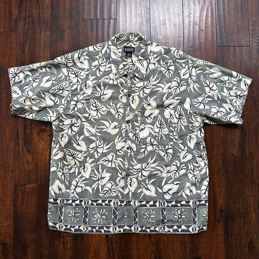 Vintage Patagonia Men's Hawaiian Button Down Shirt XL Floral Cotton Organic Y2K