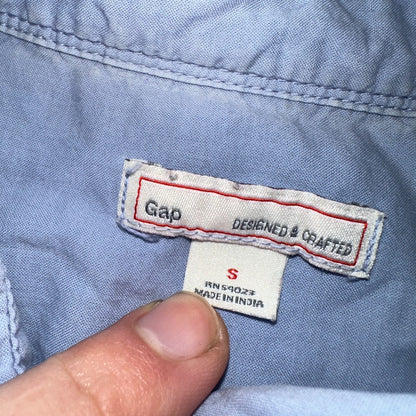 Gap Shirt Womens Size S Blue Striped Short Sleeve Button Up Designed Crafted