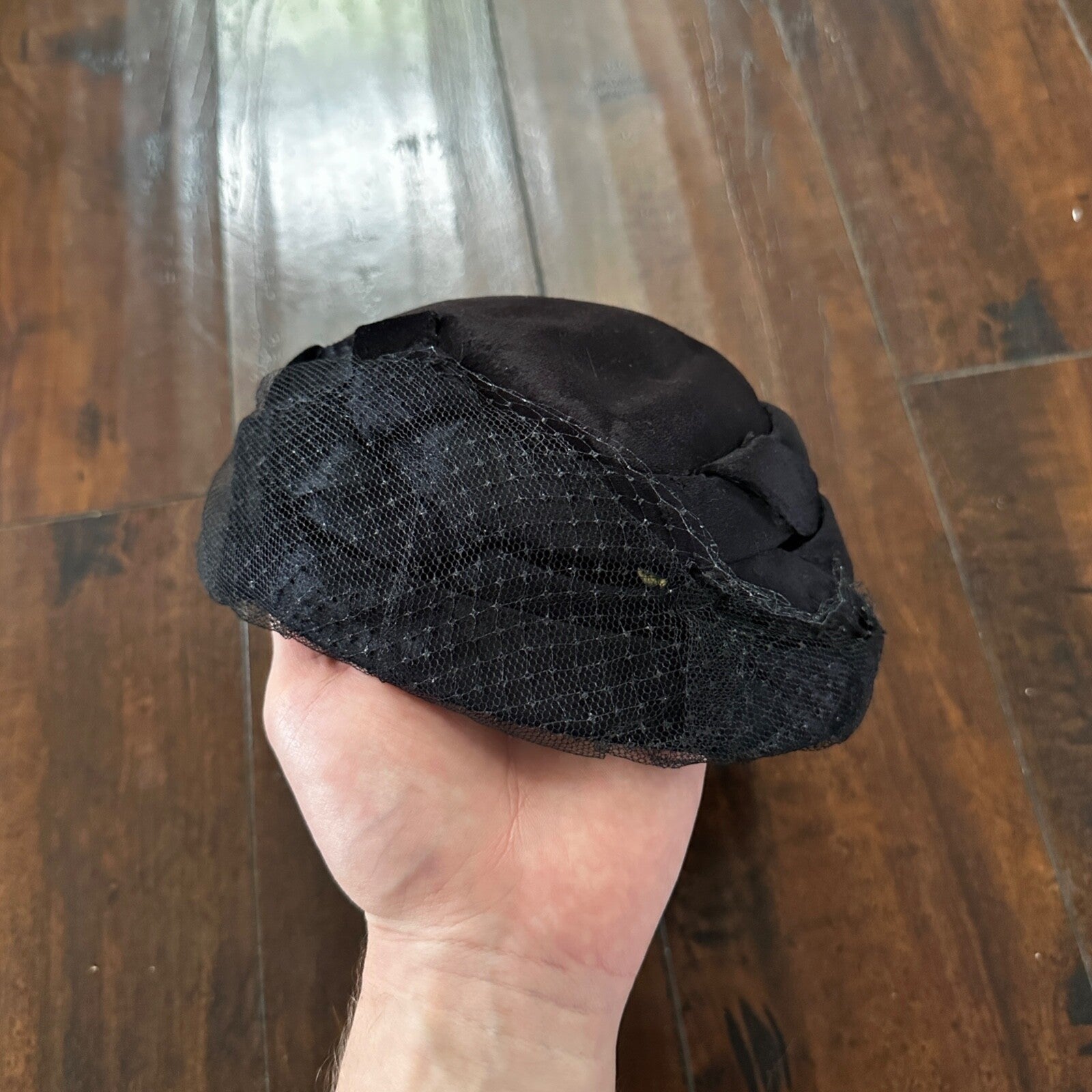 Vintage Hattie Carnegie Hat Black Silk Velvet Leaves 1930s 30s 40s 50s Small Cap