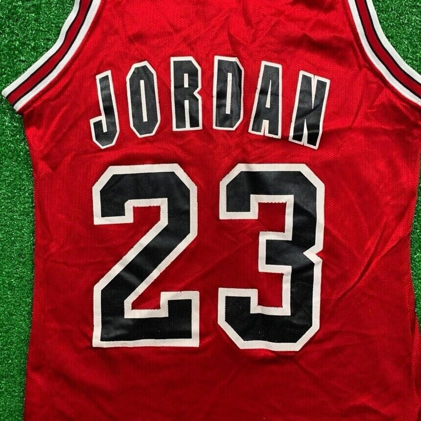 Vintage Champion Chicago Bulls Michael Jordan Jersey NBA Basketball 90s 23 Nike