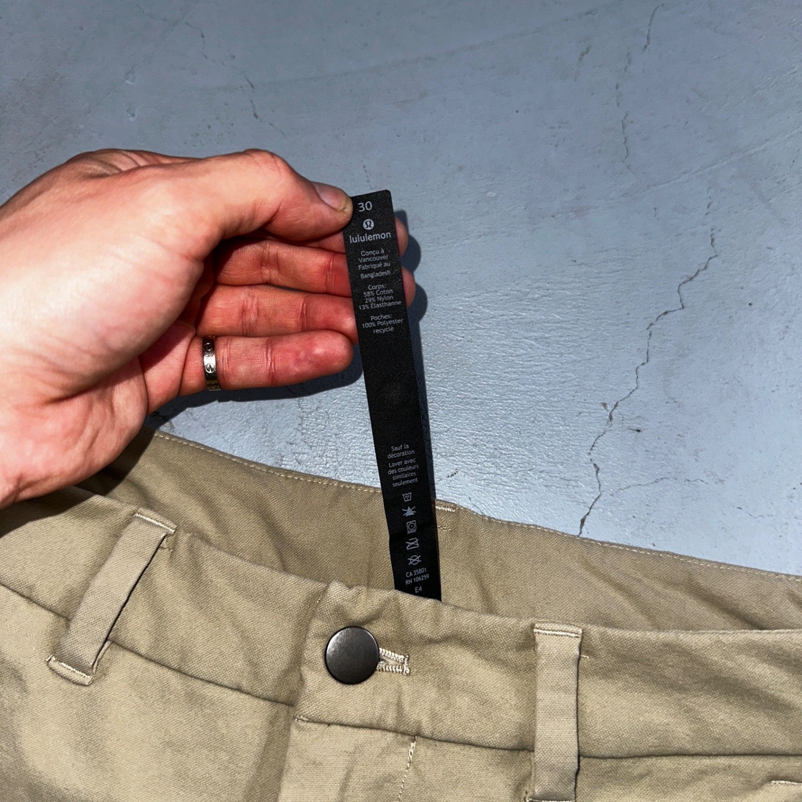Lululemon Commission Pants Mens 30 Light Brown Beige 30 x 31 Chino Khaki