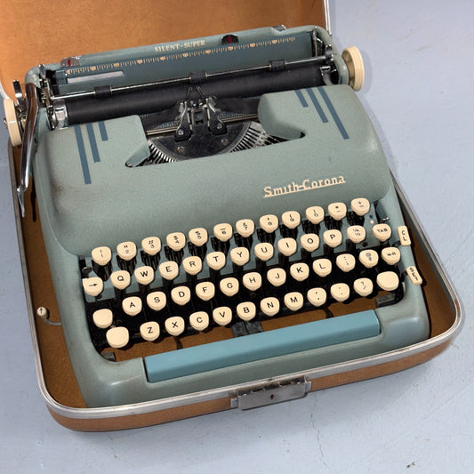 1950s Smith Corona Silent Super Portable Typewriter Alpine Blue w/Case Works!