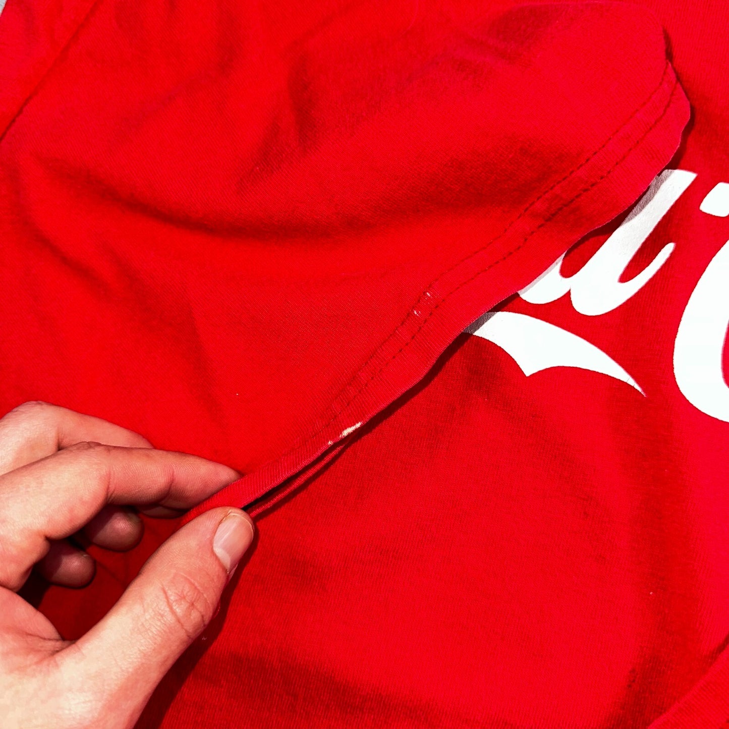 Coca Cola Soda VTG T Shirt Y2K Red Promo Basic Cool 2000s Drink Energy