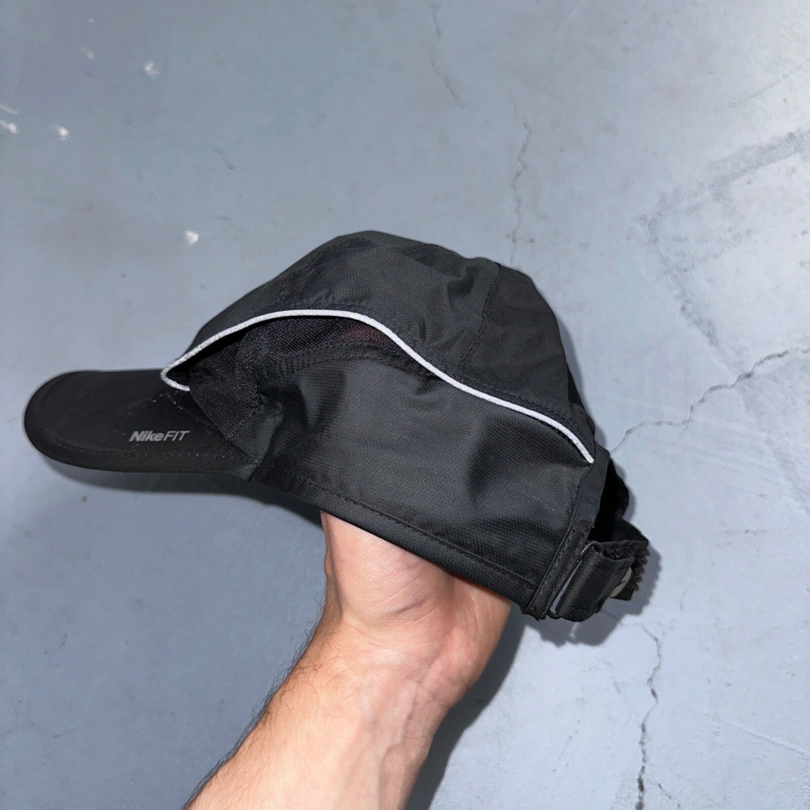 Nike Vintage Hat Cap Strap Back Swoosh Mesh Panel Tailwind Mens 90s Air Max