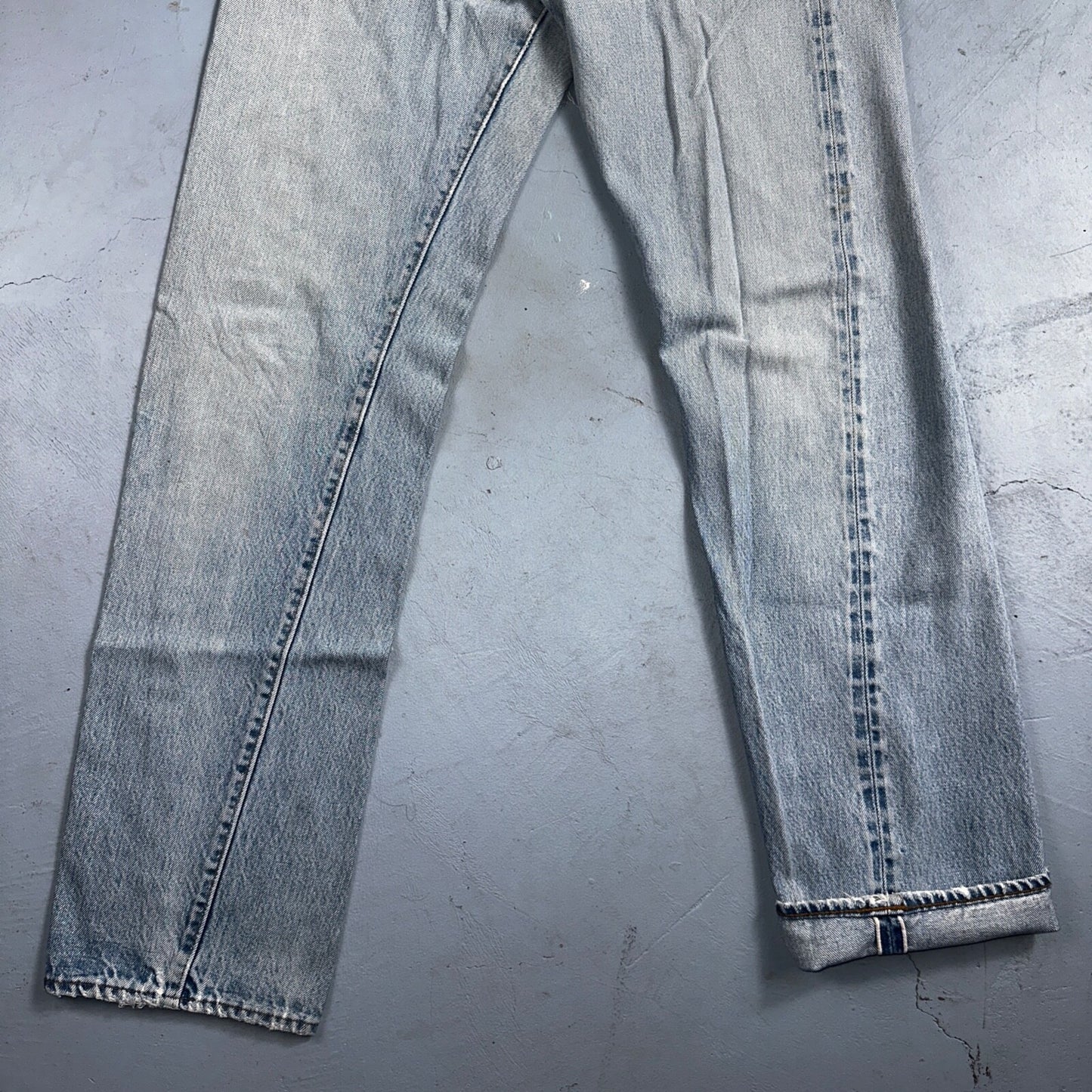 Levis 501 Vintage 80s Redline Selvedge USA XX Jeans Light Wash 30x38 Act 28x33