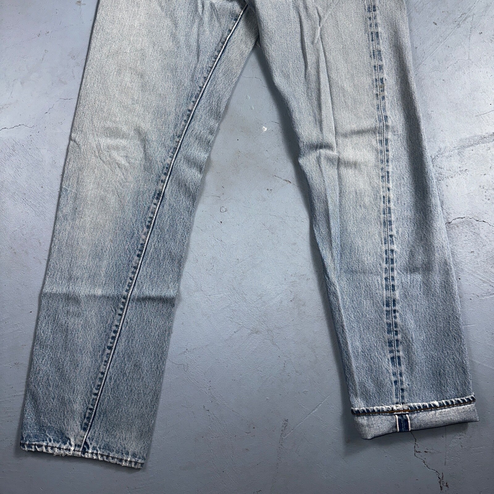 Levis 501 Vintage 80s Redline Selvedge USA XX Jeans Light Wash 30x38 Act 28x33