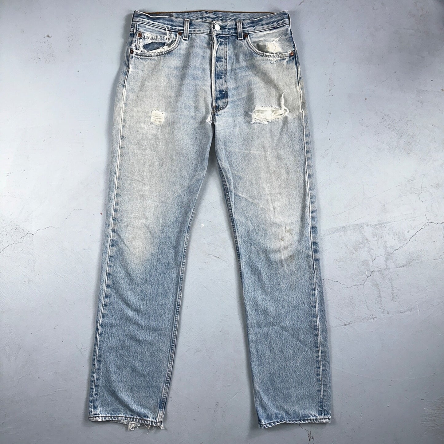 Levis 501 Vintage 90s USA XX Straight Leg Jeans Blue Light Wash 34x34 Act 32x33