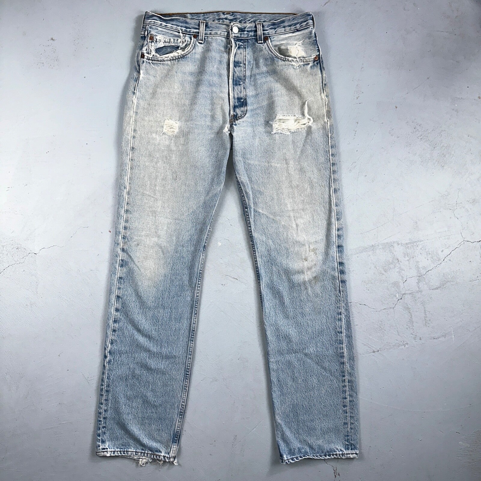 Levis 501 Vintage 90s USA XX Straight Leg Jeans Blue Light Wash 34x34 Act 32x33