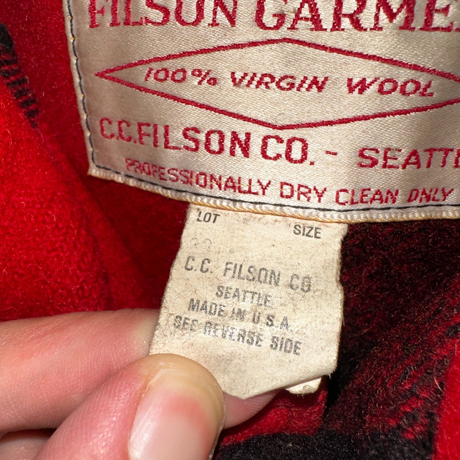 Filson Double Mackinaw Cruiser Coat Jacket Mens 46 Red Plaid Wool 70s Vintage