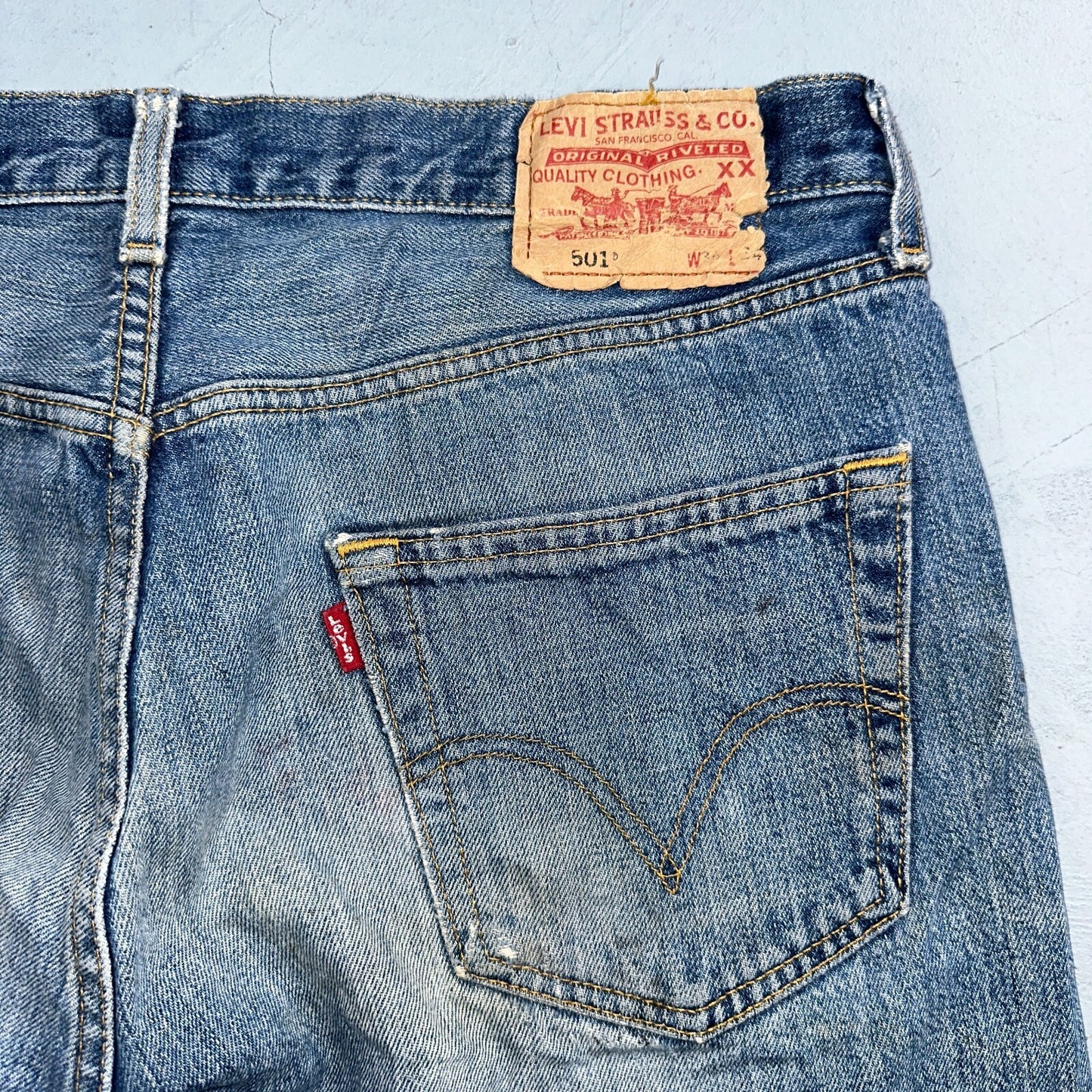 Levis 501 Vintage Y2K XX Straight Leg Jeans Blue Light Wash 34x34 Act 33x33