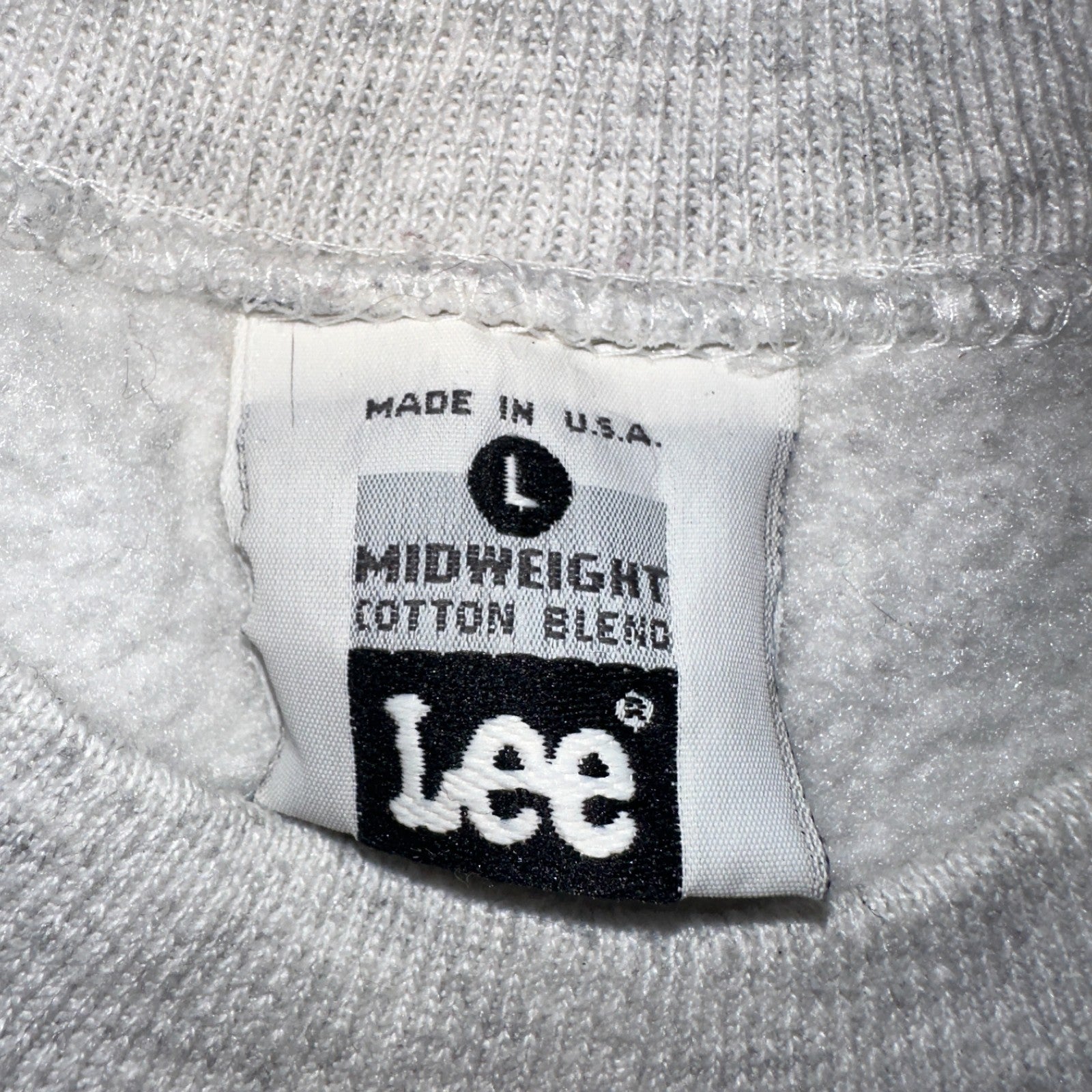 Vintage Buck White Tail Crewneck Sweatshirt Size Large Lee USA Gray Deer Hunting