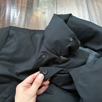 Calvin Klein Mens Down Puffer Jacket Black Large Ski Winter Warm Black Sleek