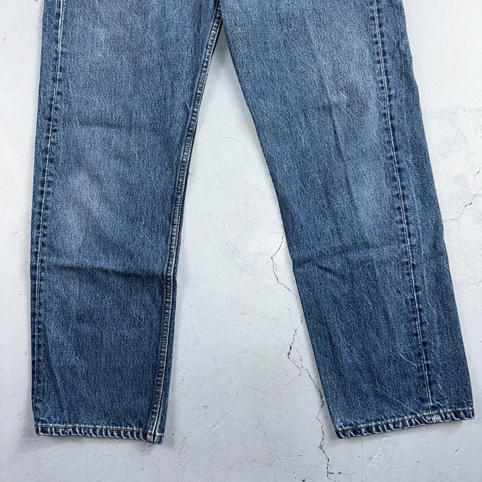 Levis 501 Vintage 90s USA XX Straight Leg Jeans Blue Med Wash 36x32 Act 32x28