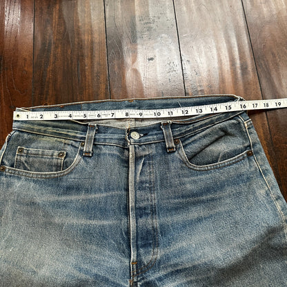 VTG USA Levis 501 Button Fly 80s Tag Jeans 32x27 Straight Leg Thrashed Ripped