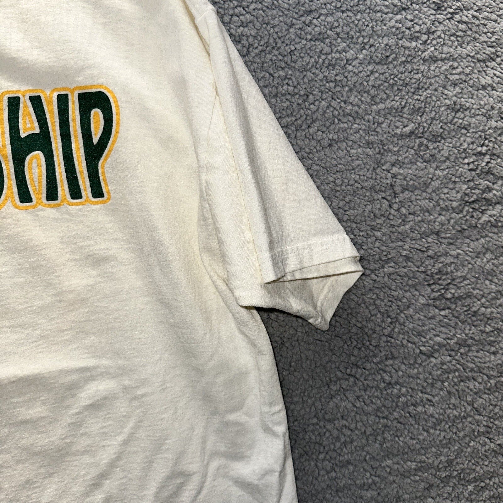 Crystal Lake South Gators Sports Football Vintage T Shirt Y2K Illinois Chicago