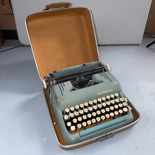 1950s Smith Corona Silent Super Portable Typewriter Alpine Blue w/Case Works!