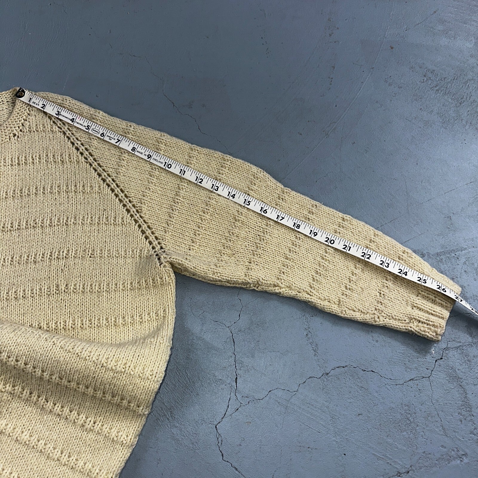 1970s VTG Sweater Cable Knit 70s 80s Ivory Off White Warm Grandma Core Button Up