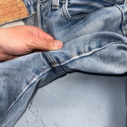 Levis 501 Vintage 80s Redline Selvedge USA Light Wash Jeans 31x36 Act 29x32