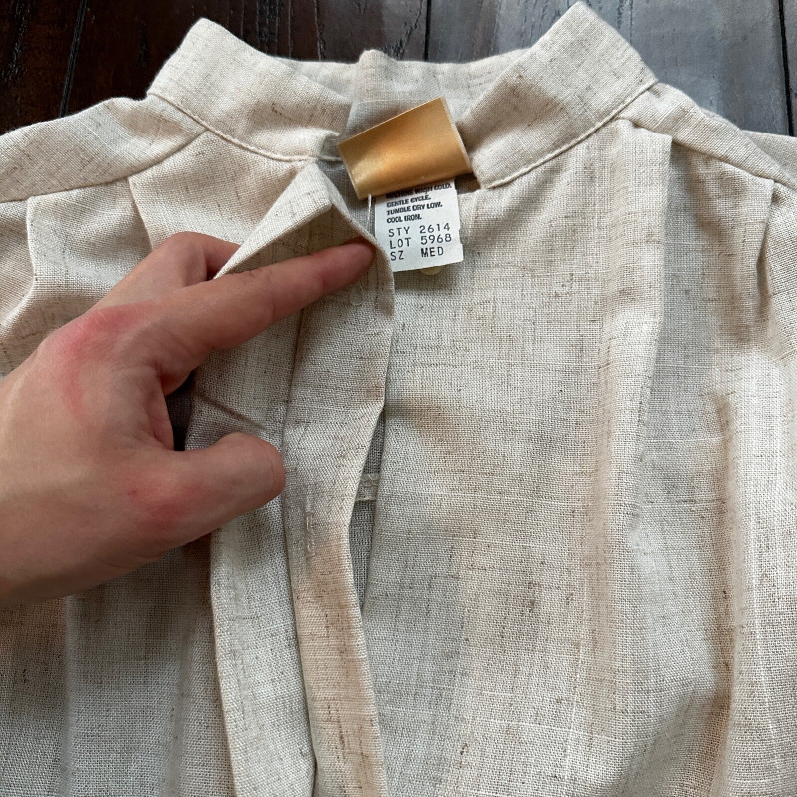 Vintage USA Rockabilly Womens Button Shirt 80s 70s Top Missing Button M