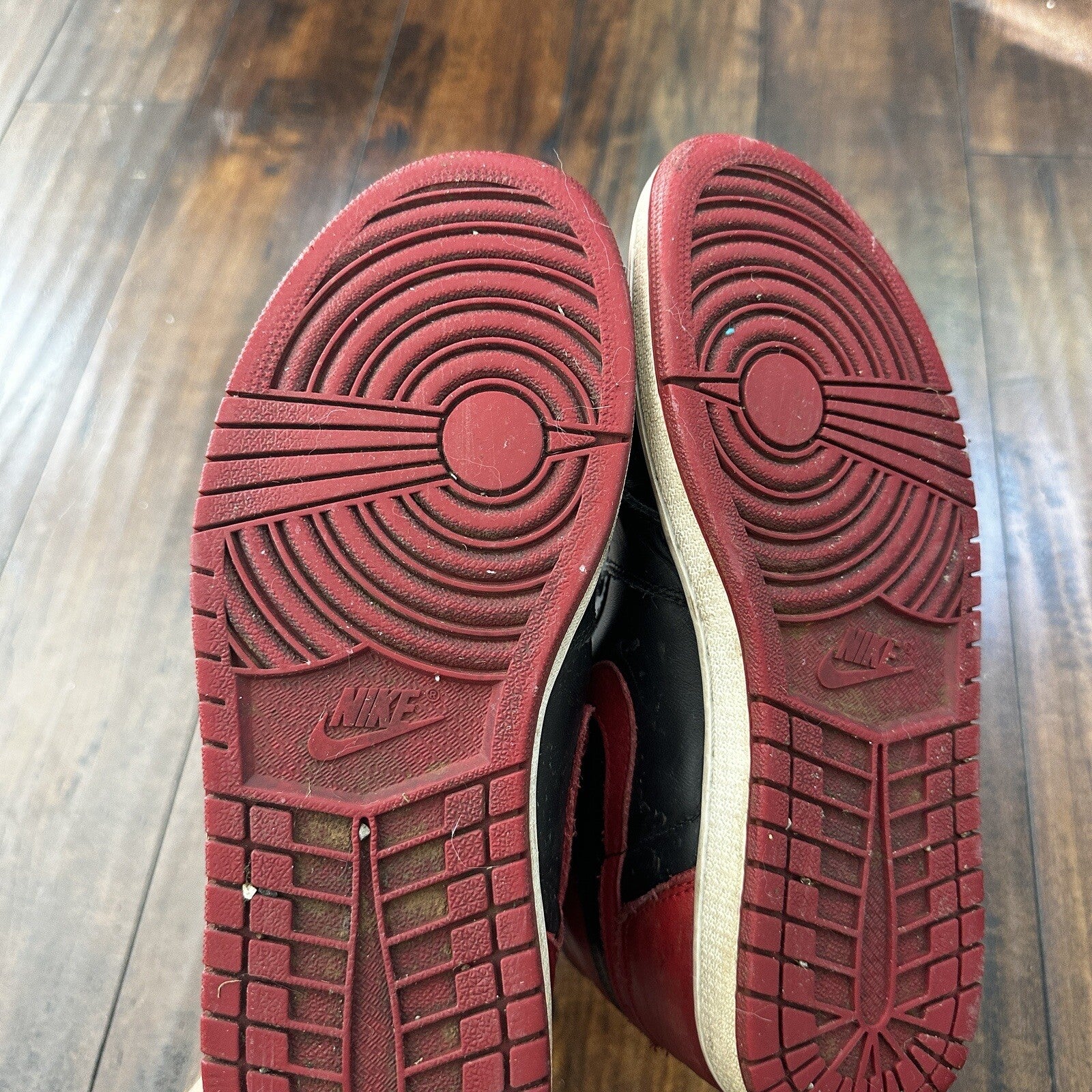 Size 8 - Jordan 1 Retro OG High Banned, Bred 2016 - 555088-001 No Box