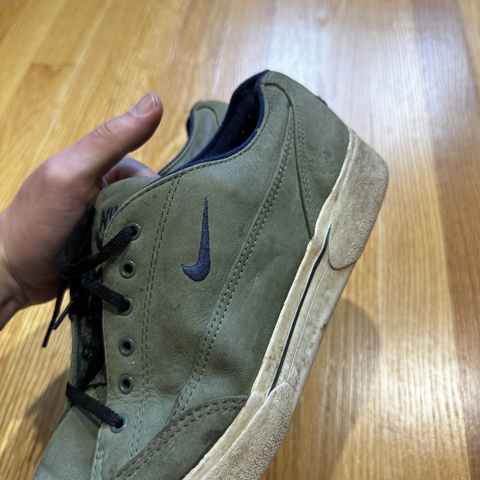 Nike GTS 1996 VTG Womens Size 9 Tennis Shoes Travis Scott Olive Thrashed 90s Sho